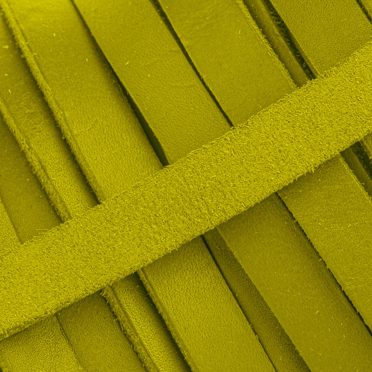 15 mm Lime Green Greased Leather band (PullUp Leather) per meter